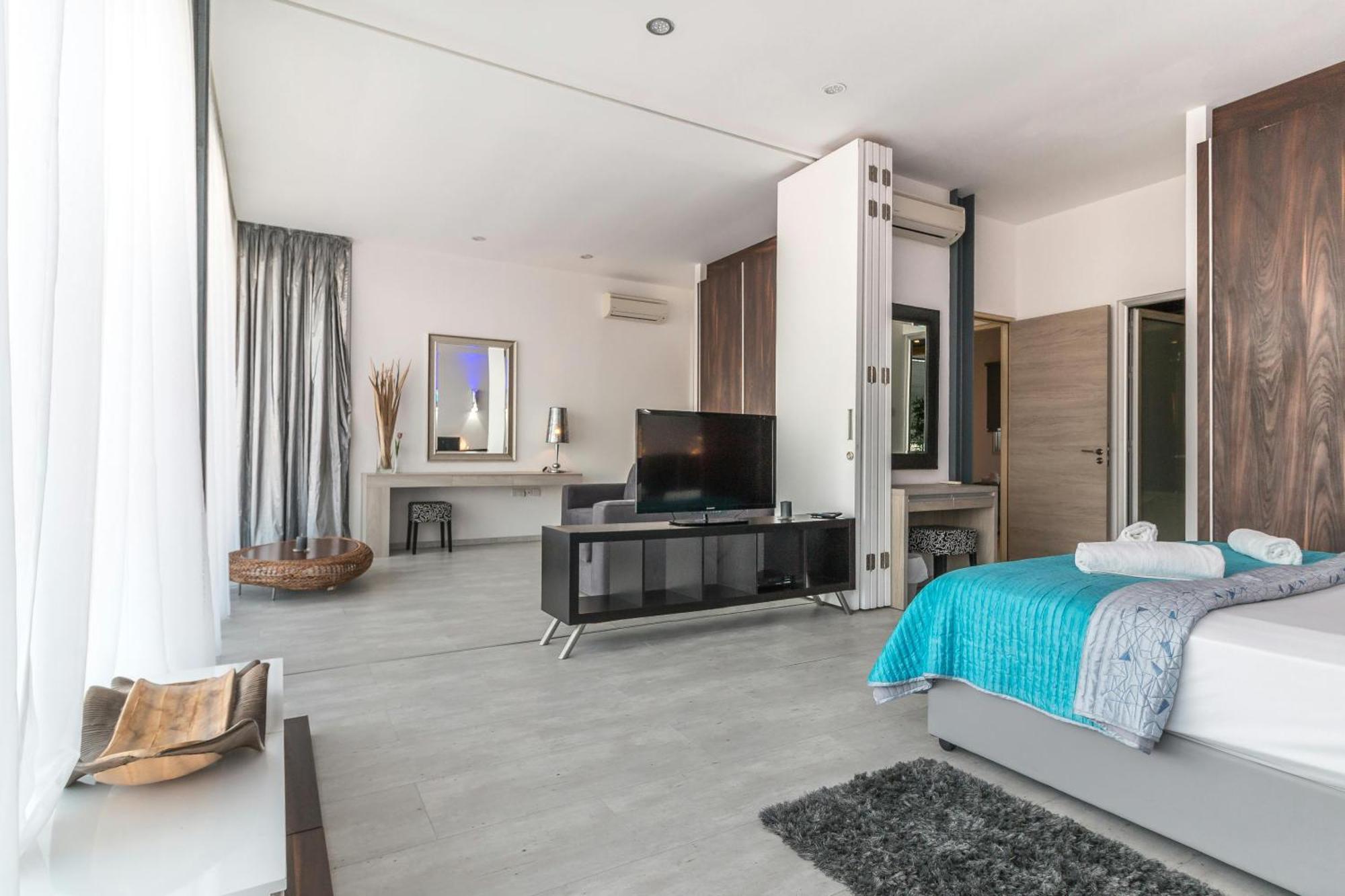 Premium Opposite Nizamuddin Railway Station 4* New Delhi